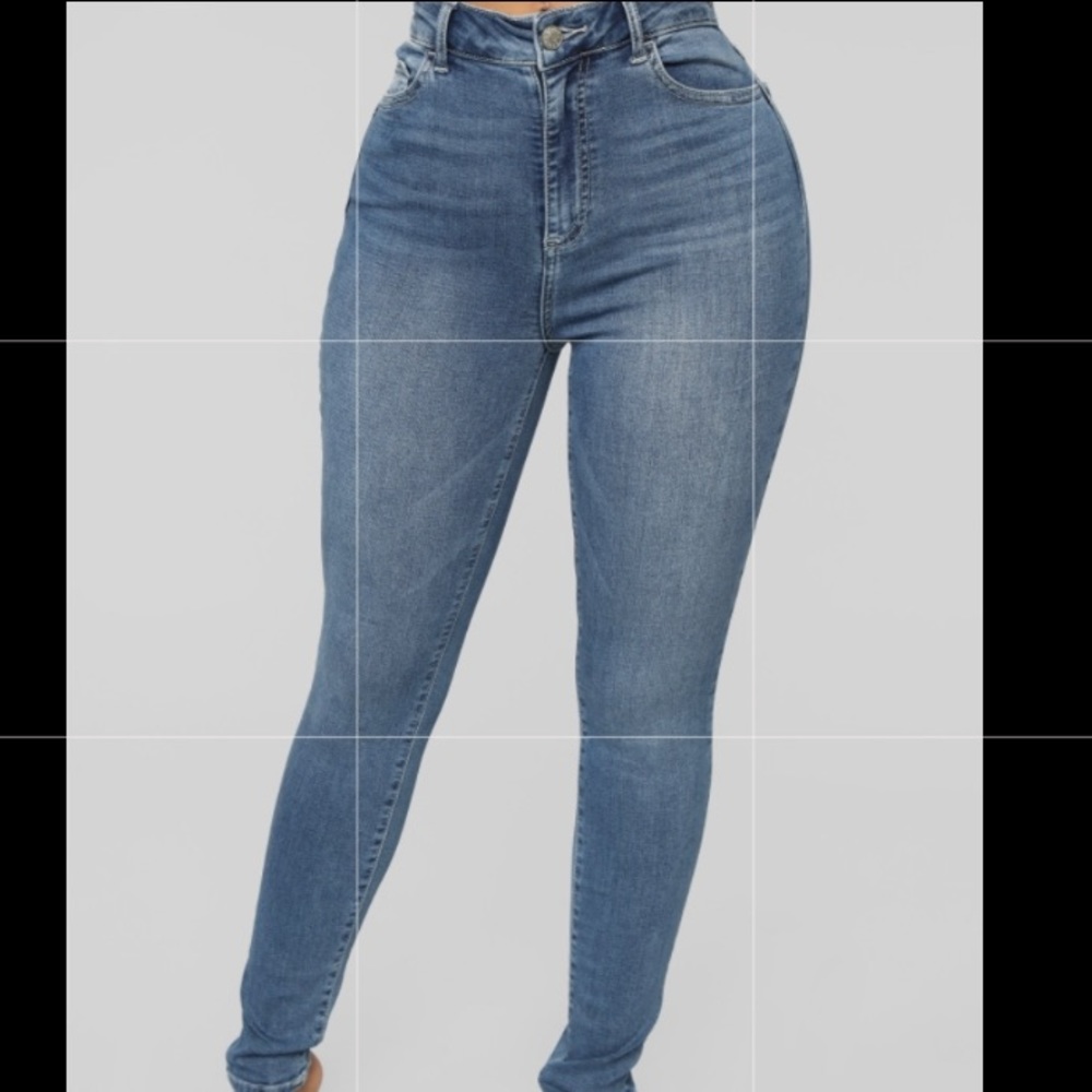 Hustlin’ Hard High Rise Skinnies-Medium Blue Wash